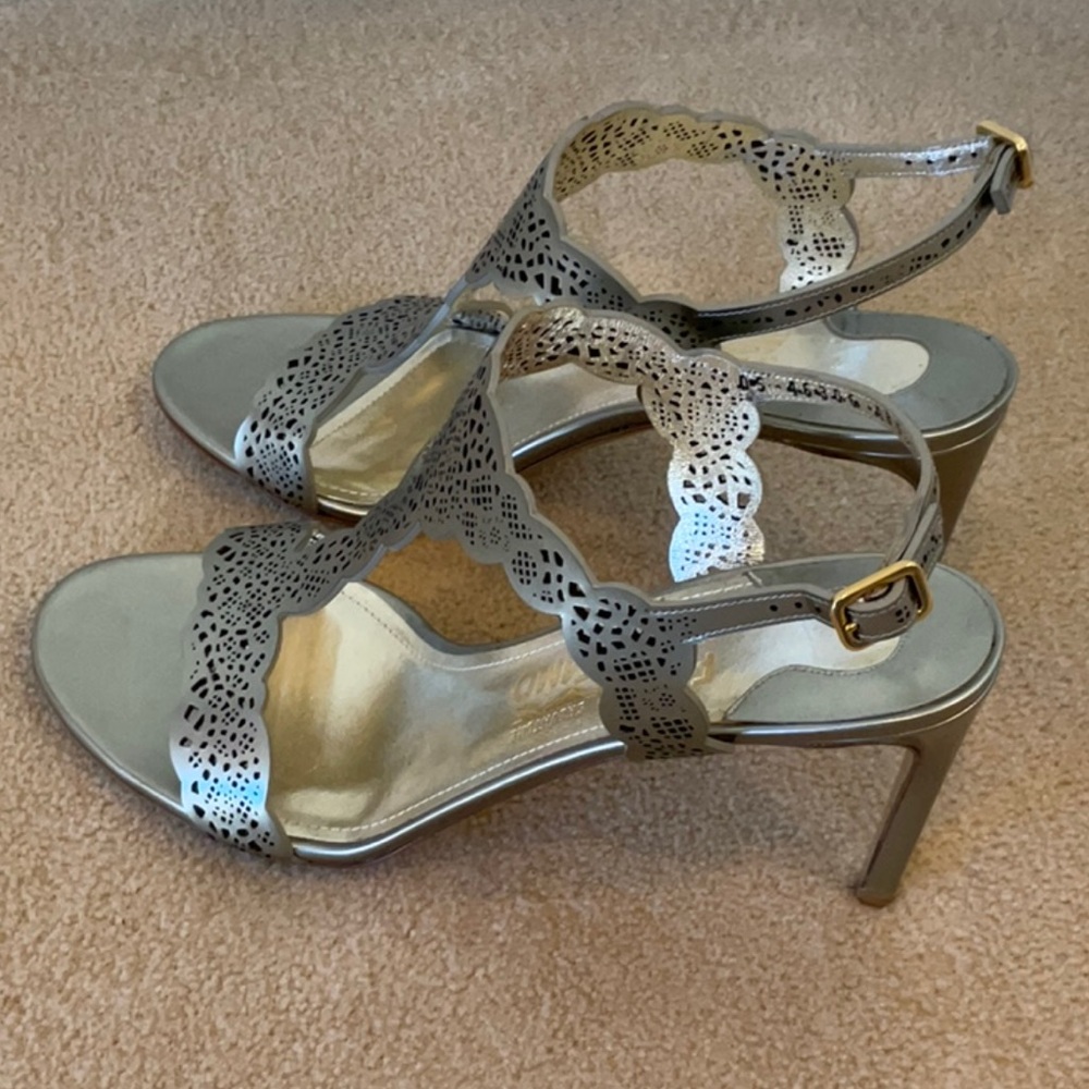Salvatore Ferragamo Garcia Laser  Cut - Picture 3 of 9